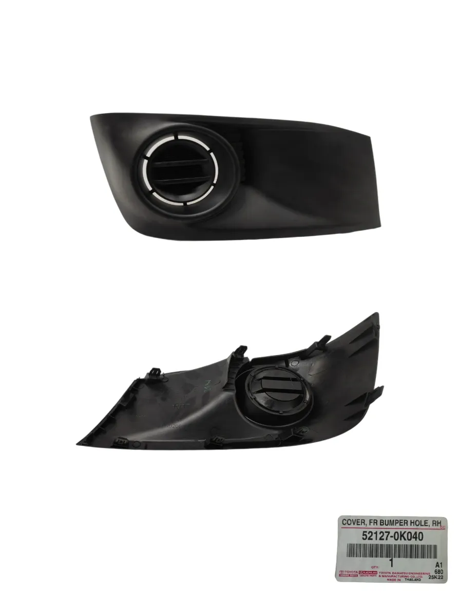 52127-0K040 Tapa Carelo Parachoques Del. Fortuner Negro