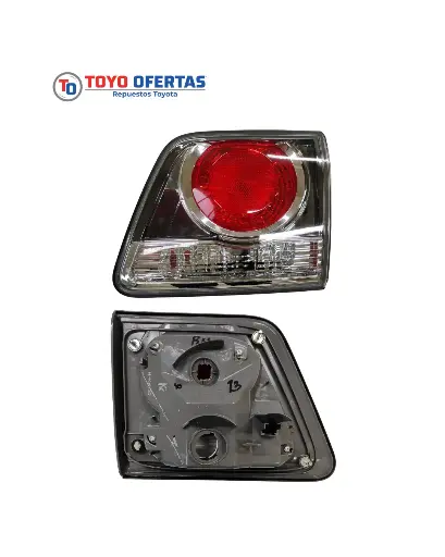 81581-0K030 STOP DERECHO DE COMPUERTA, TOYOTA FORTUNER